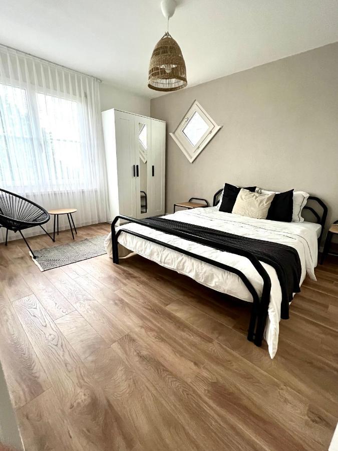 Black&White Apartment Uzwil Zewnętrze zdjęcie